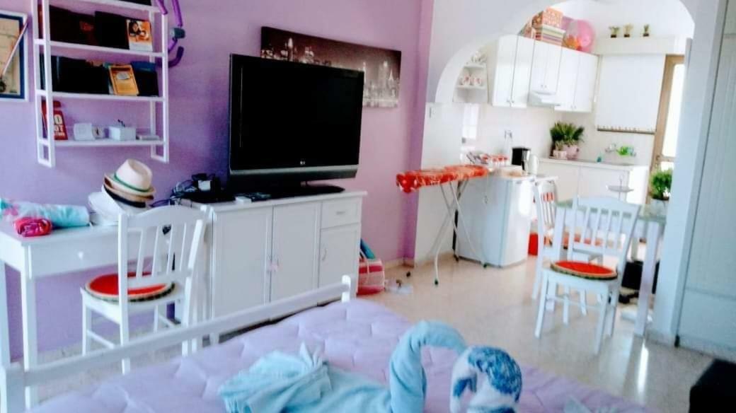 Yiota'S Cute Studio Paphos Bagian luar foto