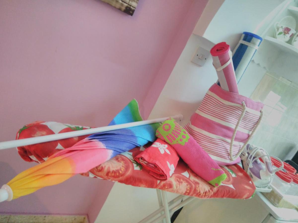 Yiota'S Cute Studio Paphos Bagian luar foto